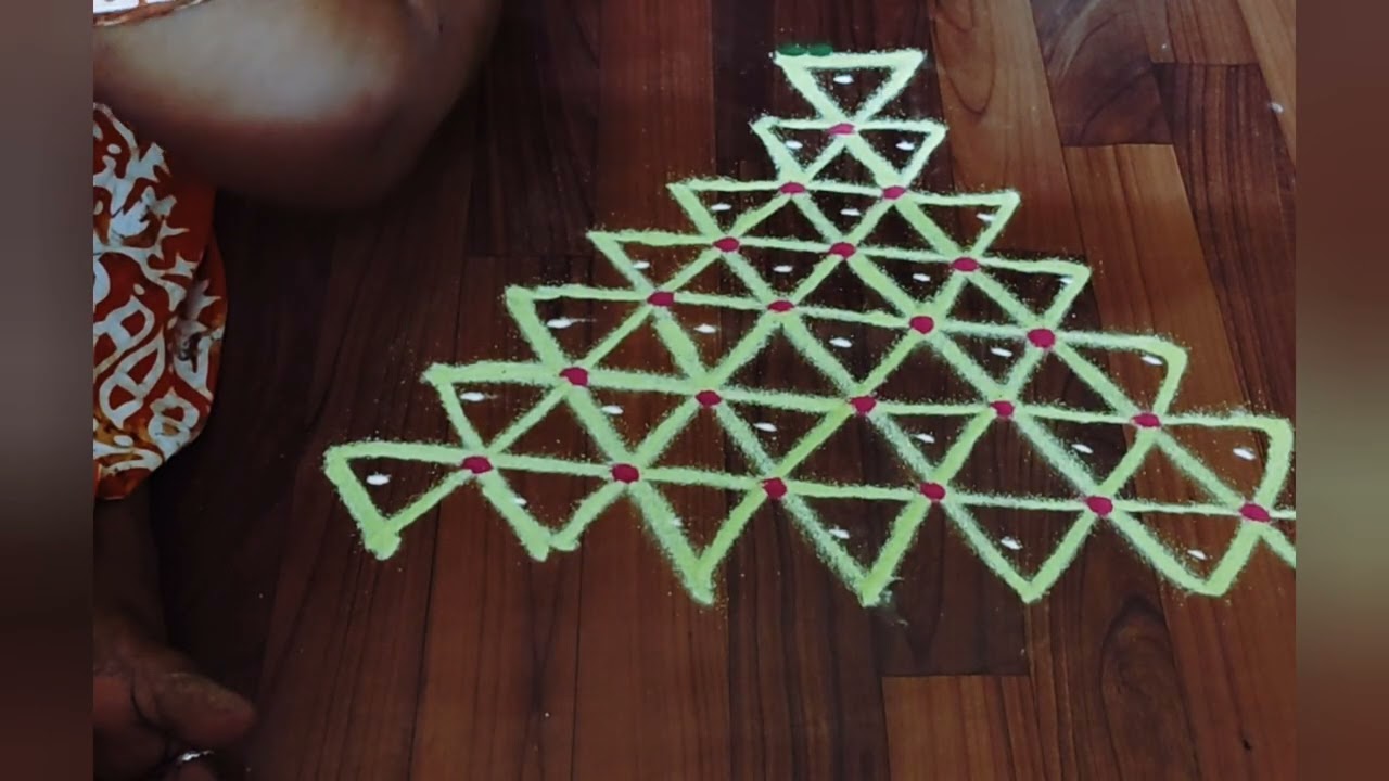 பூஜை அறைக் கோலம்🌺🌸 விளக்குக் கோலம் 🌼☀🌻🌞 #rangolidesigns#rangolidesigns#kolamrangoli#rangolipattern*