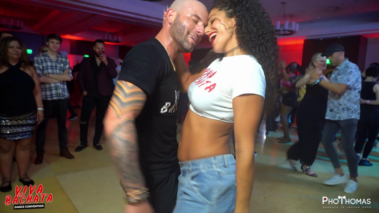 SUS HUELLAS - Romeo Santos 🌠 [Ataca & Ladies] 📛 Viva La Bachata Dance Convention 2022