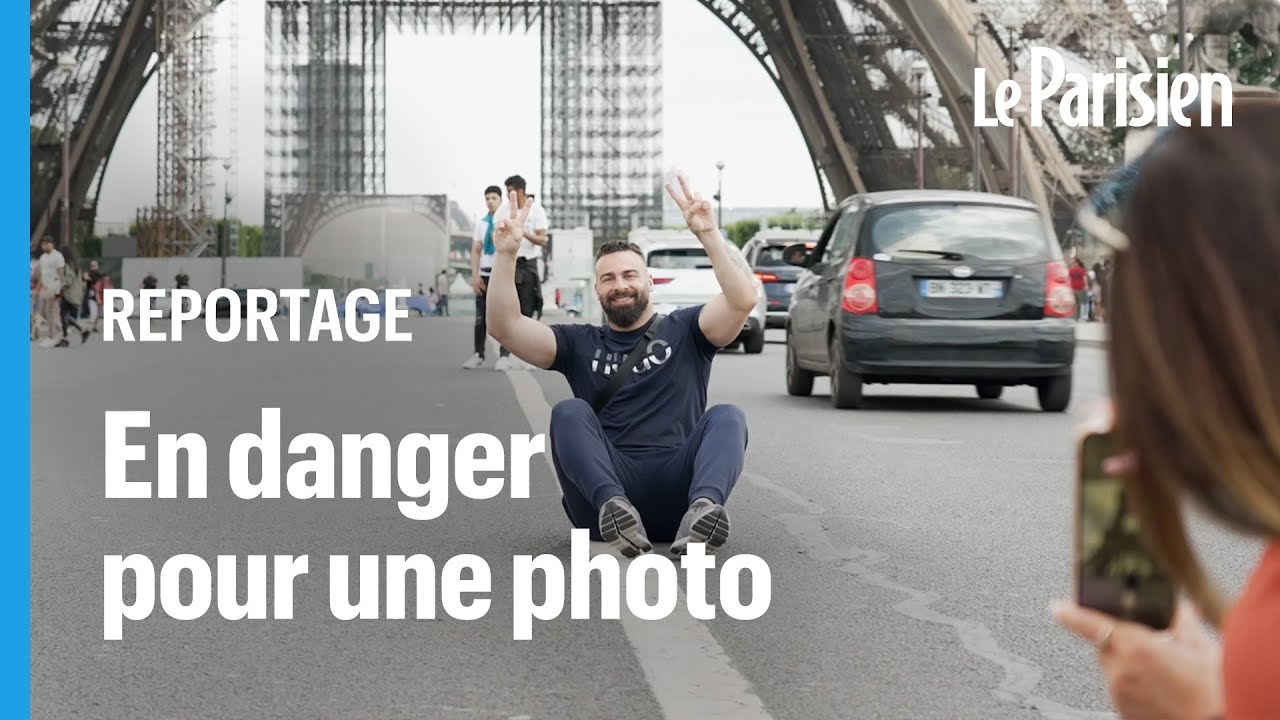 À Paris, la folie des touristes au milieu de la route pour une photo avec la tour Eiffel