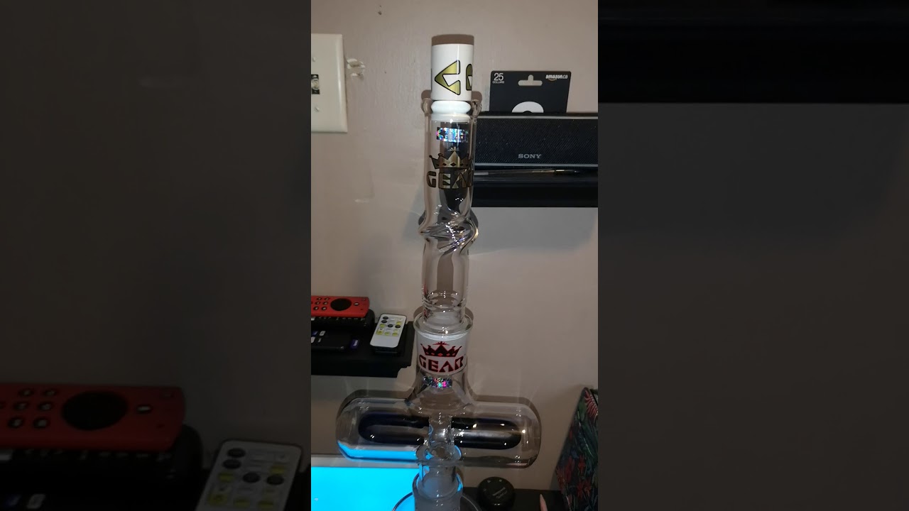 Brand new build a bong. Hoss glass + Gear