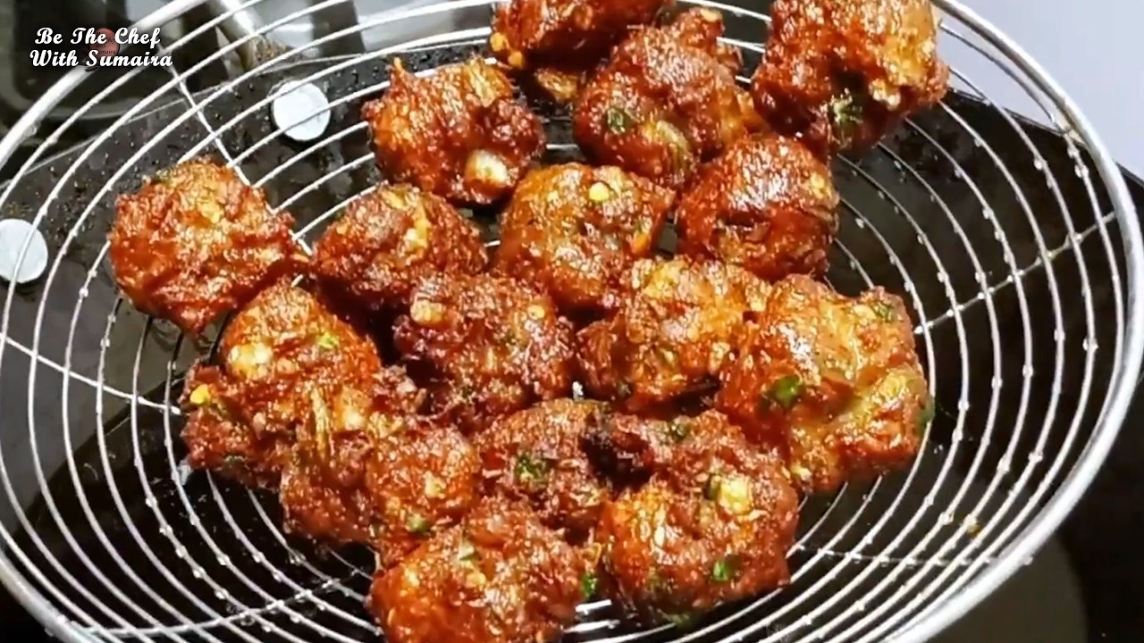 Keeme Kay Chatpate Crispy Pakoray Recipe | Beef Keema Pakoda Recipe