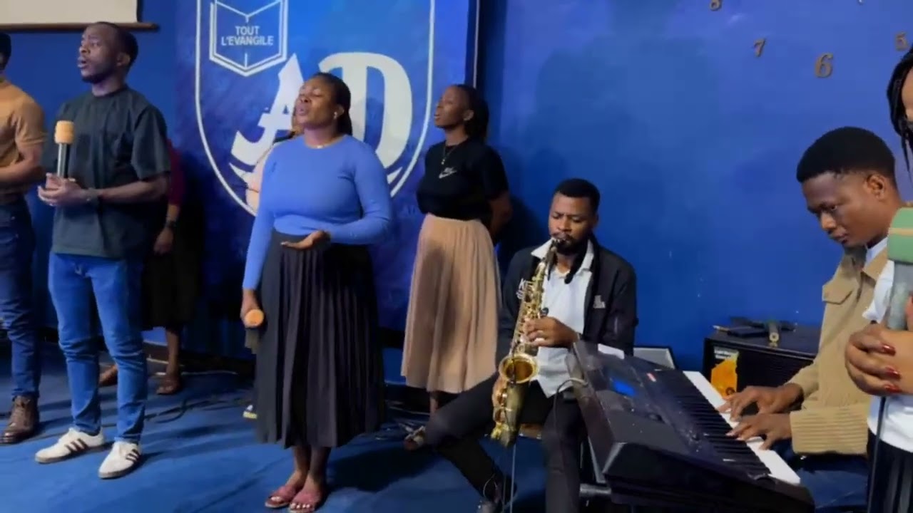 WORSHIP ROOM