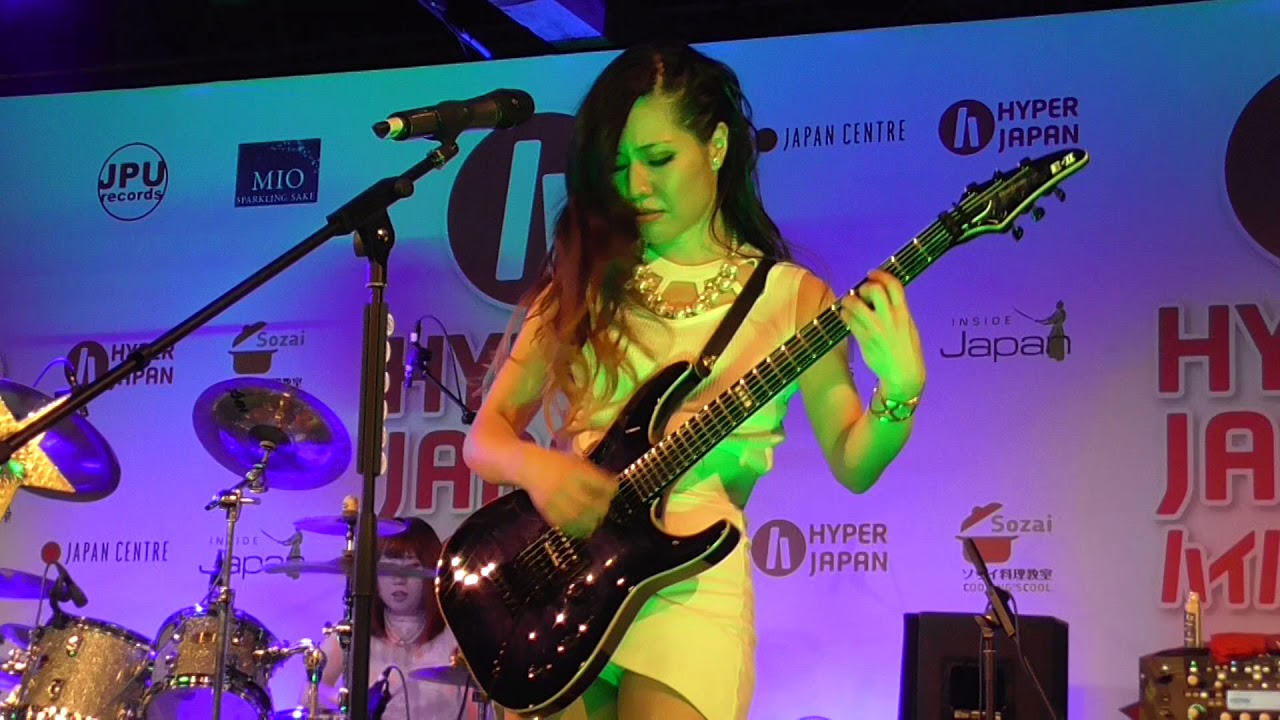 Miho, Asami, Haruna, mi-ya, Midori 🎶 LOVEBITES 🎶 