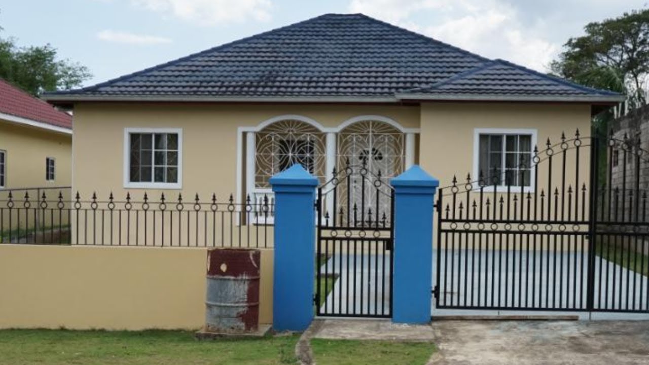 Cheap 3 Bedroom 2 Bathroom House for sale at Bybrook Park, Santa Cruz, St Elizabeth, Jamaica