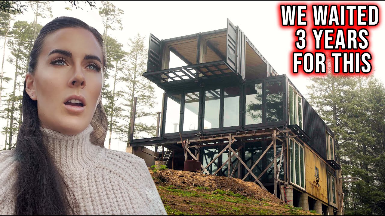 ADDING THE FINAL CONTAINER to our SELF BUILT MODERN HOME #build #construction #house #diy