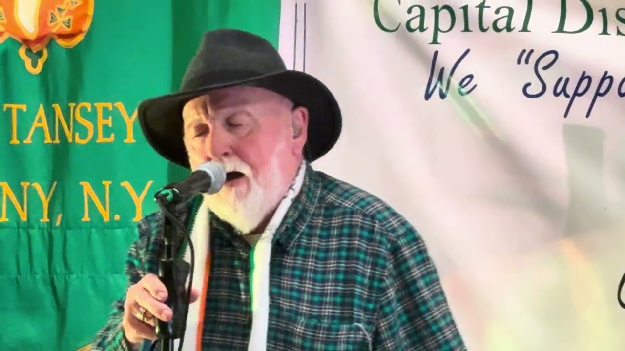 Derek Warfield & The Young Wolfe Tones - Come Out Ye Black and Tans 