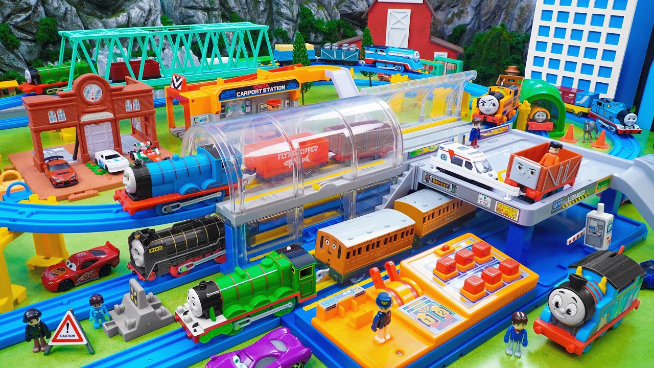 Plarail Shinkansen Subway ☆Construction Subway Line via Dokidoki Mountain & Tomica Railroad Crossing