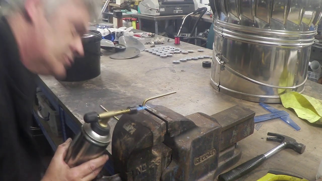 Making A Wimshurt Machine - Finishing And Testing