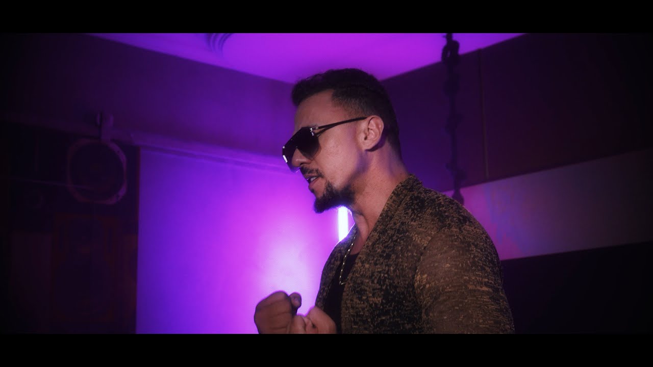 Carlinhos Caiçara- Se entregou demais/ Louca paixão/ Você marcou demais