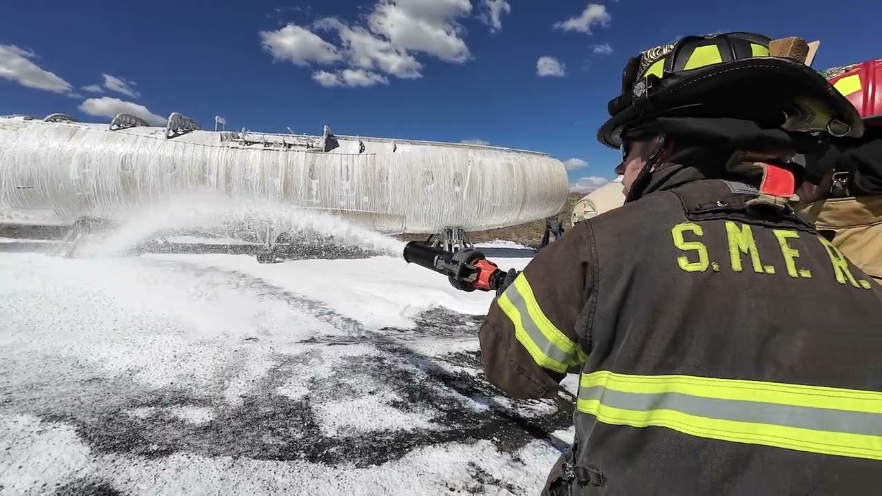 Centennial Airport & SMFR transition to fluorine-free firefighting foam.