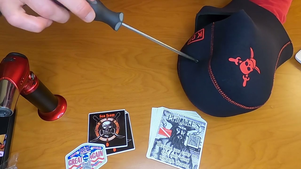 Vented dive hood hack