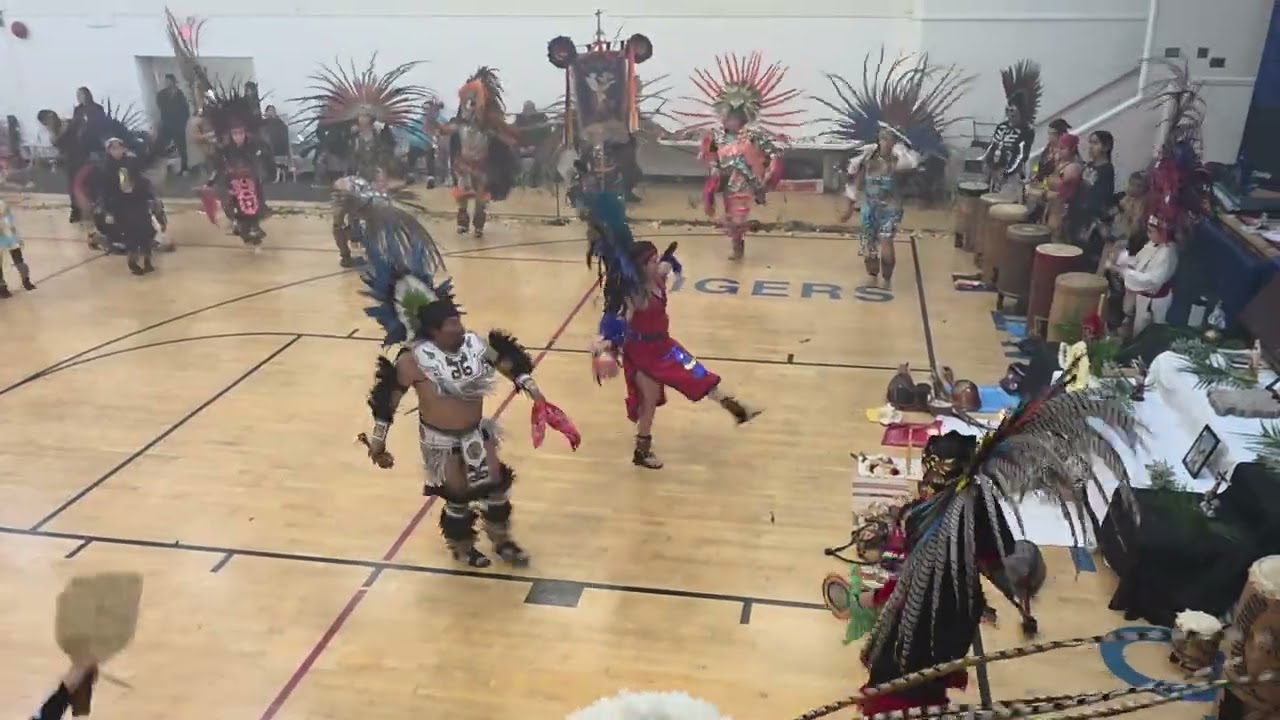 Danza Azteca Demacu en conformidad con grupo Xochiquetzal en Oakland CA. 2025