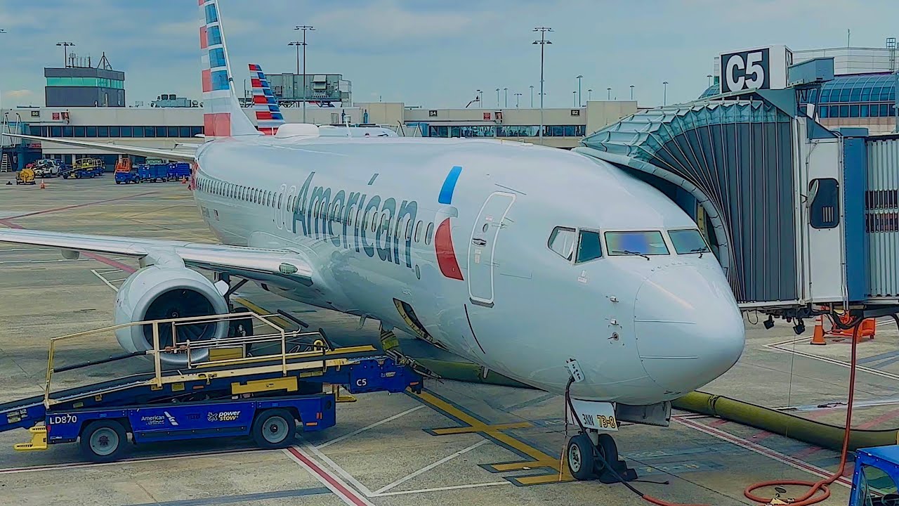 Charlotte (CLT) - New York (LGA) - American Airlines - Boeing 737-800 - 2025 Full Flight