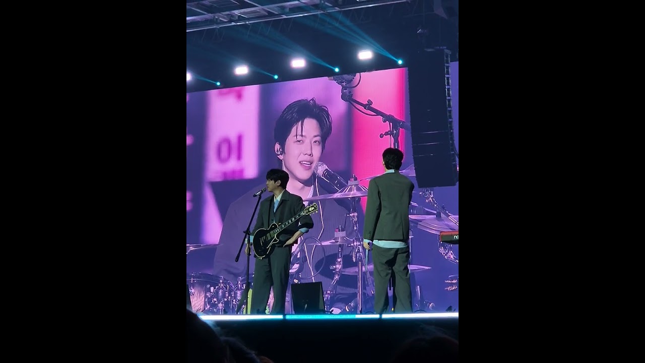 돌출 싱어롱 태양처럼 🌞 포장🎁 두통🤕 DAY6 250314 THE DECADE in GWANGJU