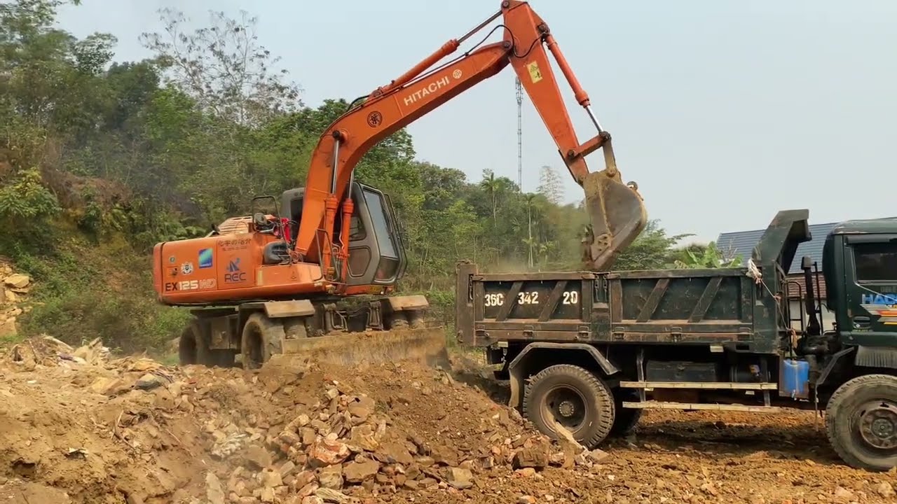 Máy Xúc Bánh Lốp Hitachi 125Wd Giá Rẻ Cho Anh Em Vào Nghề