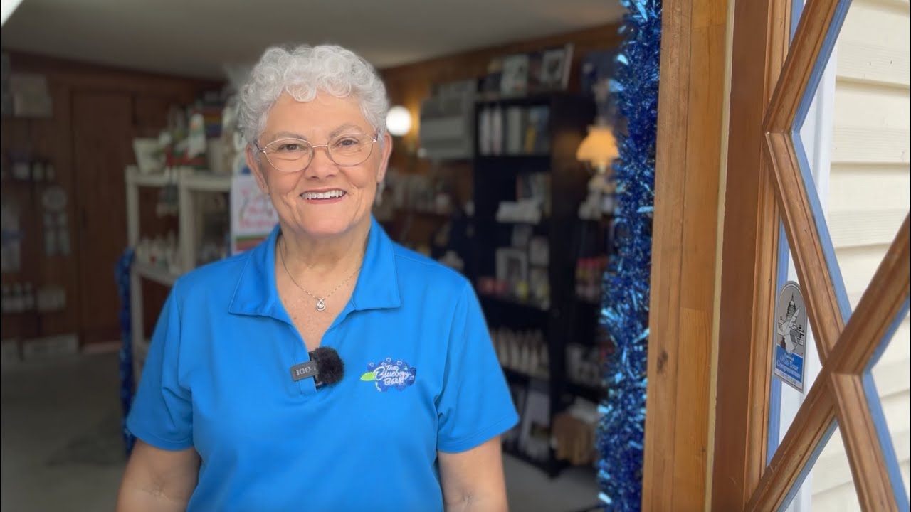Tour the Blueberry Barn in December🫐 | The Blueberry Barn