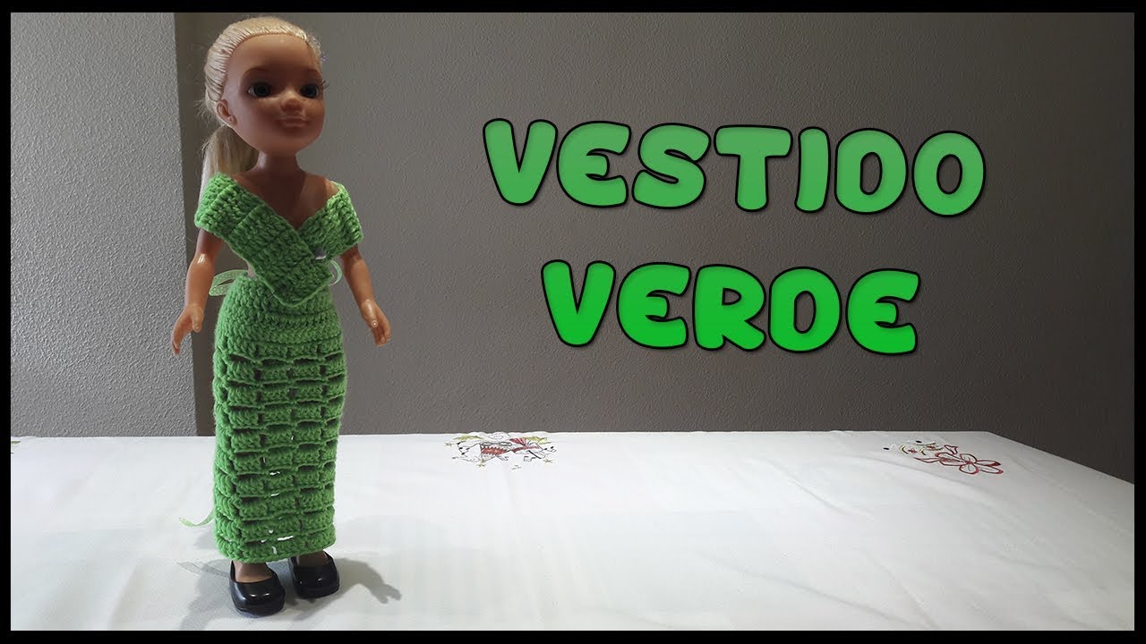 Vestido Verde a crochet para muñeca Nancy