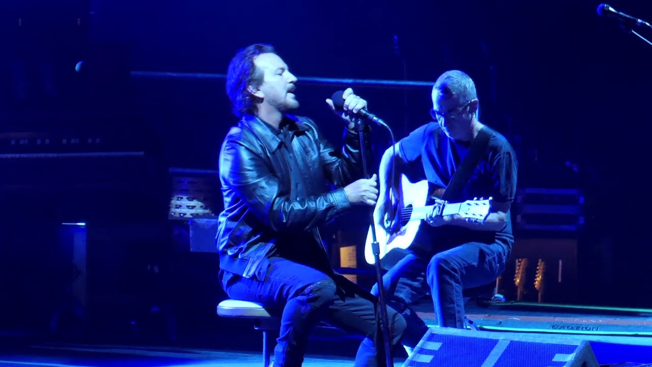 Pearl Jam *NOTHINGMAN* live in NASHVILLE 9/16/22 concert at Bridgestone Arena