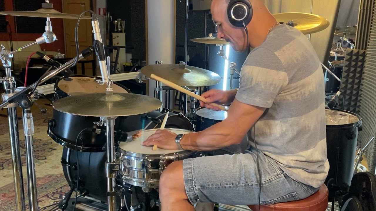 @MichaelJackson  Heal The World @Joesfosterdogs drum cover Fabio Malfi