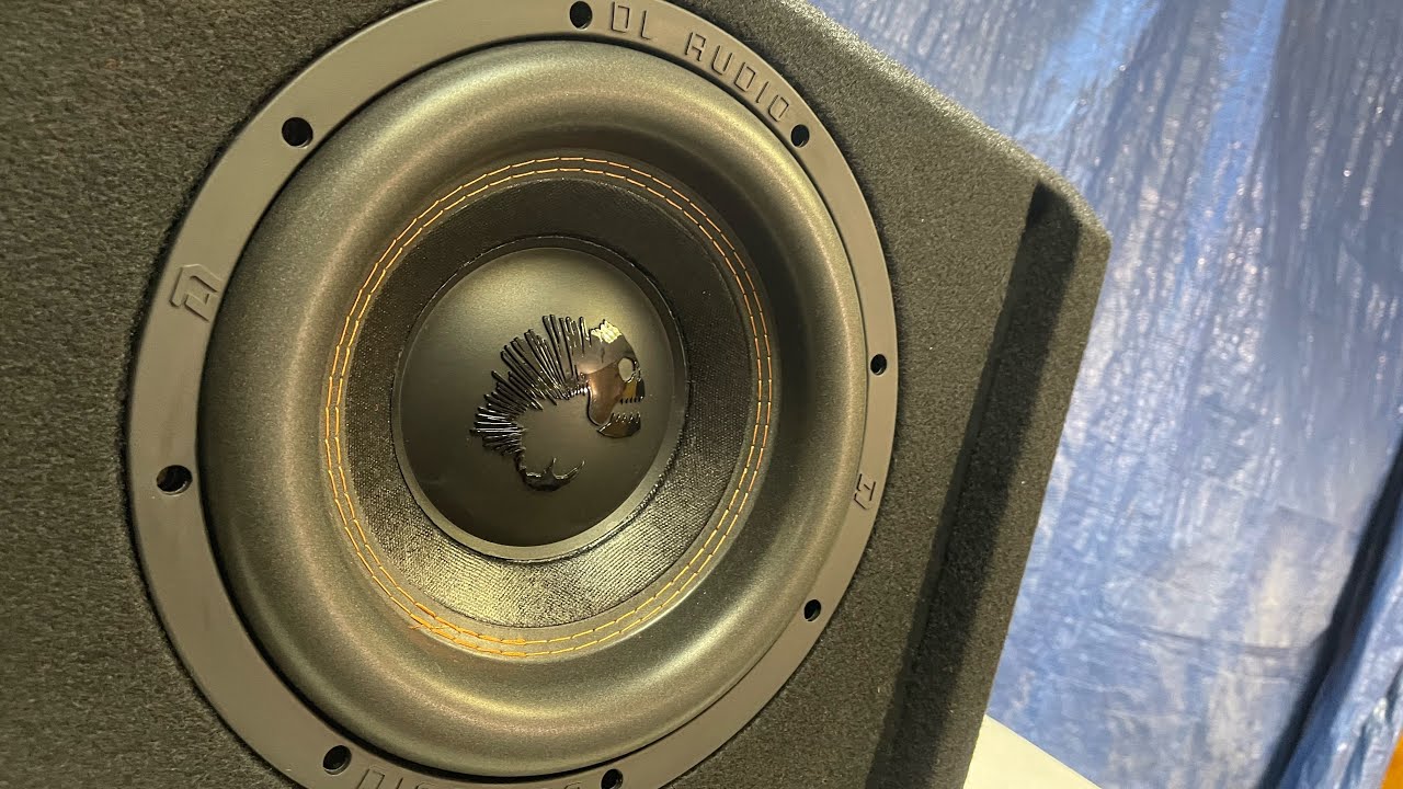DL Audio Piranha 10A V2. Активный сабвуфер который реально ВАЛИТ.