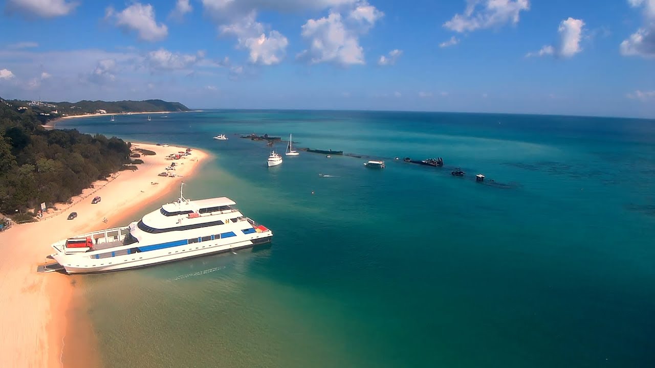 Moreton Island Get Wrecked 1 Day Tour  | Moreton Island Australia | Australian Sunset Safaris