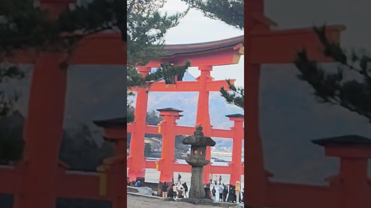 Miyajima island & Itsukushima shrine  Hiroshima 