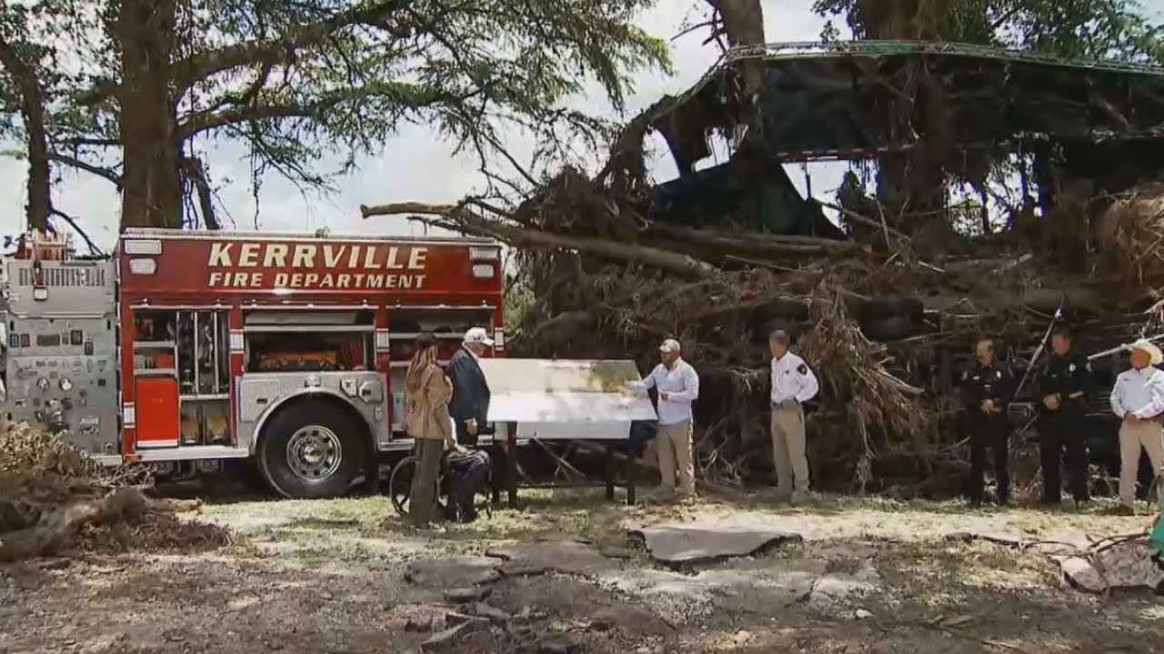 Trump tours Texas flood damage as disaster tests his pledge to do away with FEMA