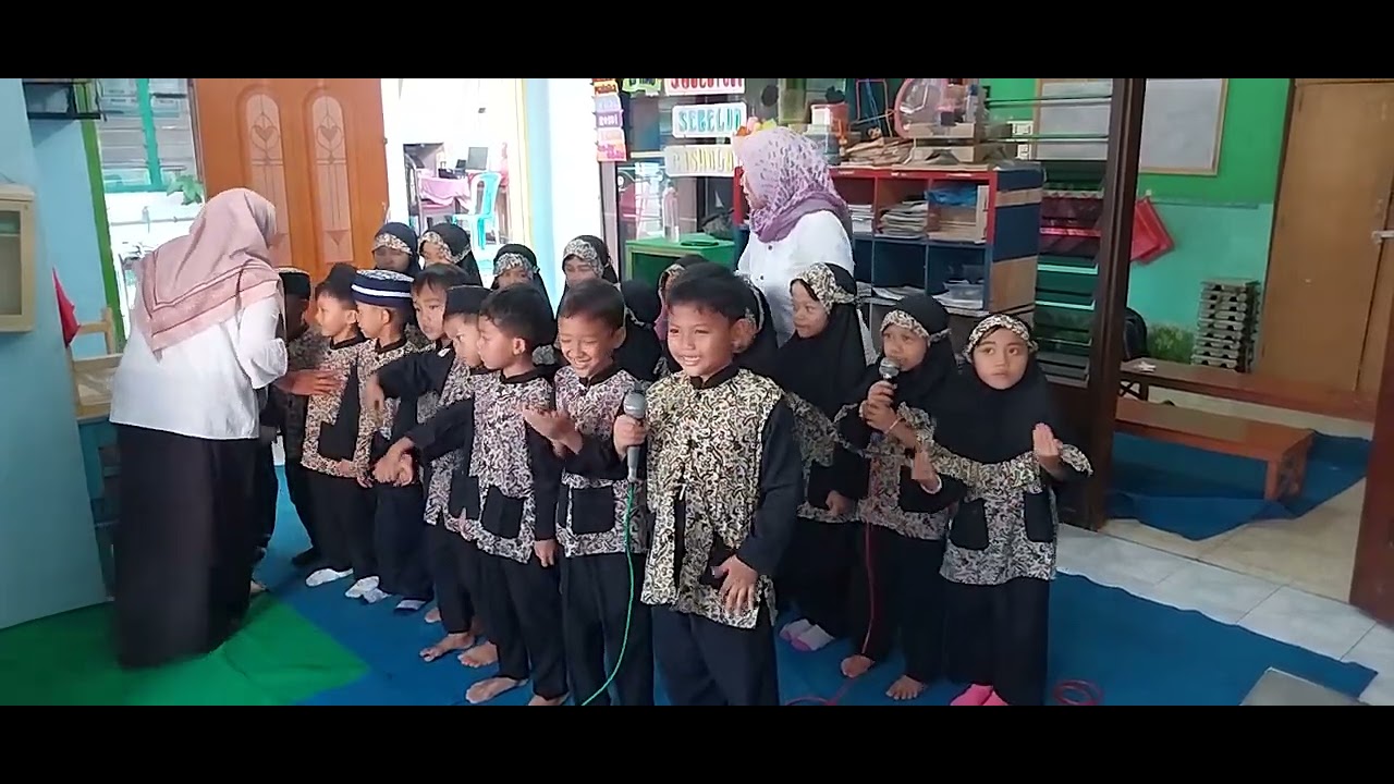 Sugeng Enjing Nur Azizah Moker Ibu lina cs