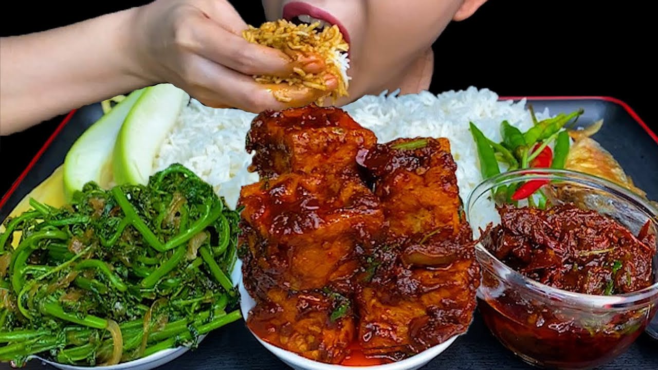 TOFU TOMATO CURRY, STIR FRIED CHAYOTE PLANT, FRIED FISH * MUKBANG EATING *