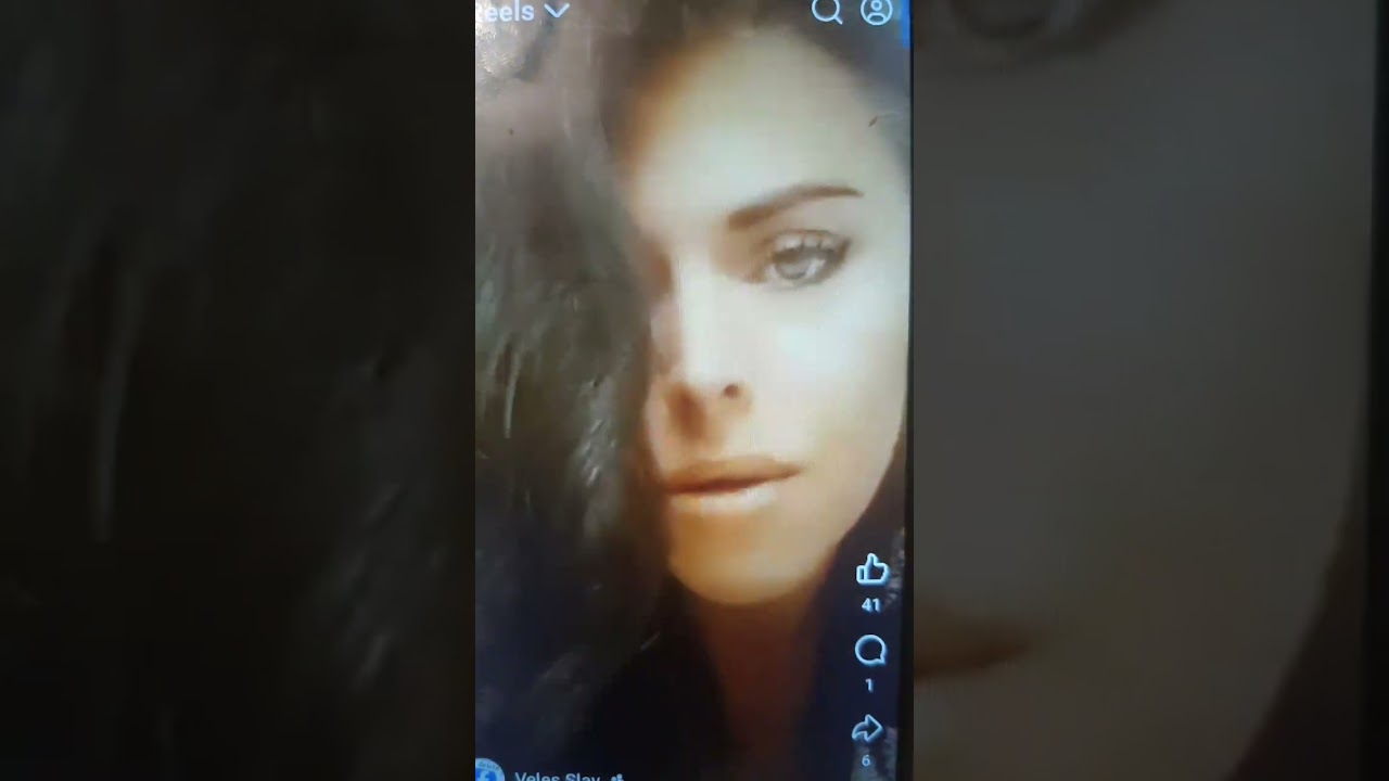 Мир,которого уже нет! Там не выключают свет,но там не горит очаг... там в душах кромешный мрак