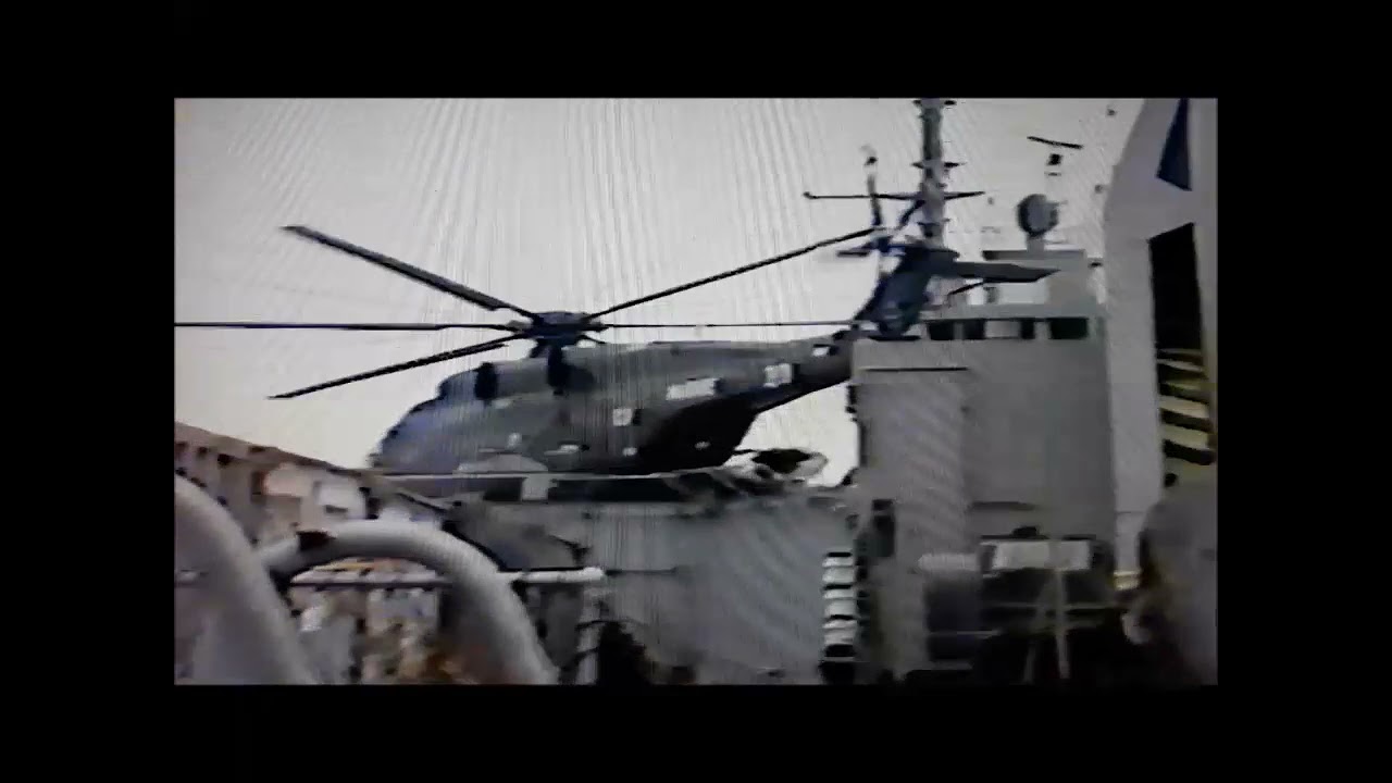 Poste aviation sur le TCD Orage en août 1990 / Marine Nationale - Super Frelon