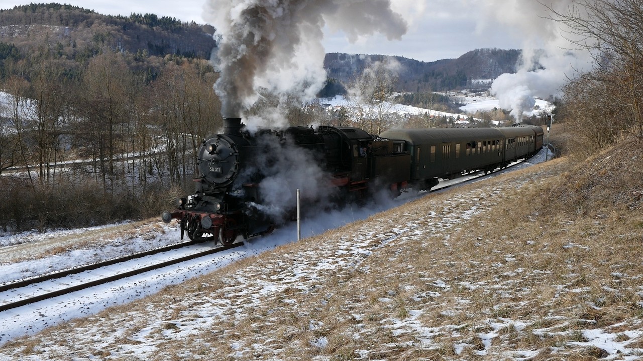 Mit 58 311 und 97 501 auf die Alb - Dreikönigsdampf der EFZ 2026