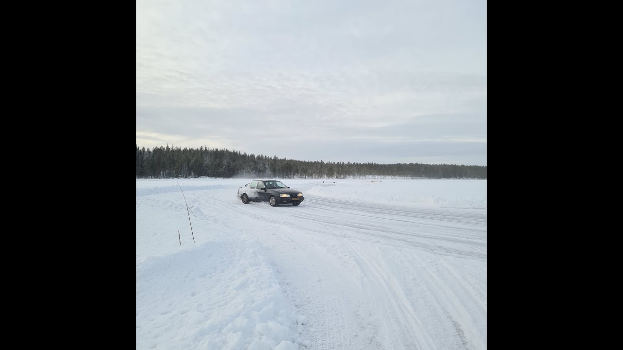 Ford Sierra 2.9 XR4x4 at Ice Drift Sweden 2025, inner track (anti-clockwise)
