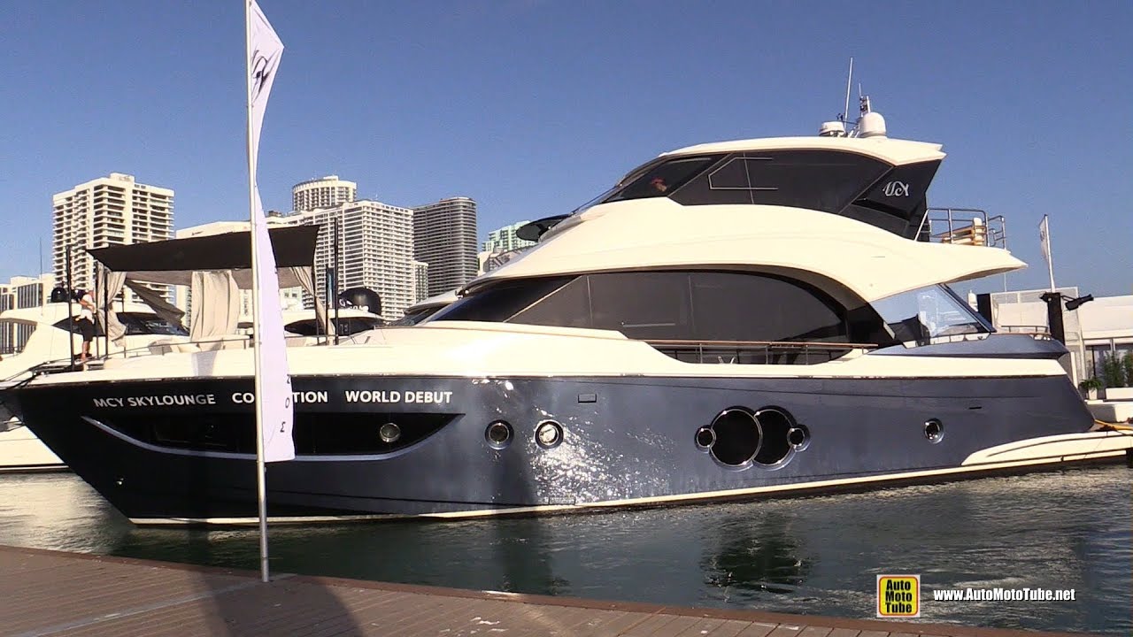 2020 Monte Carlo Yachts 70 Sky Lounge - Walkaround Tour - Debut at 2020 Miami Yacht Show