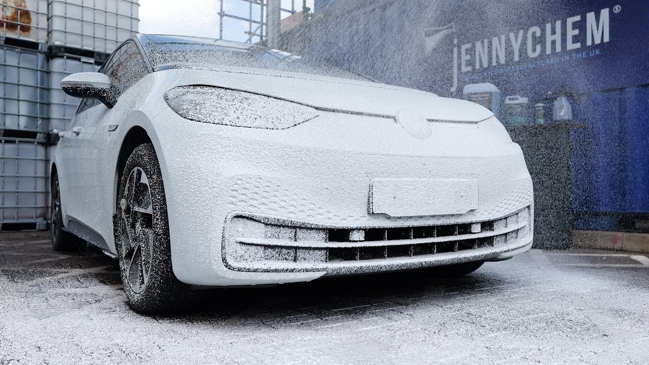 How To Use Our Snow Foam, Snowstorm Maxi Mousse On Your Vehicle.