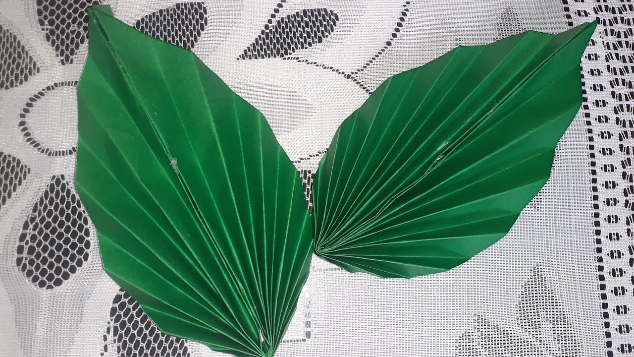 Como fazer folha de cartolina sem molde/rapido e fácil.