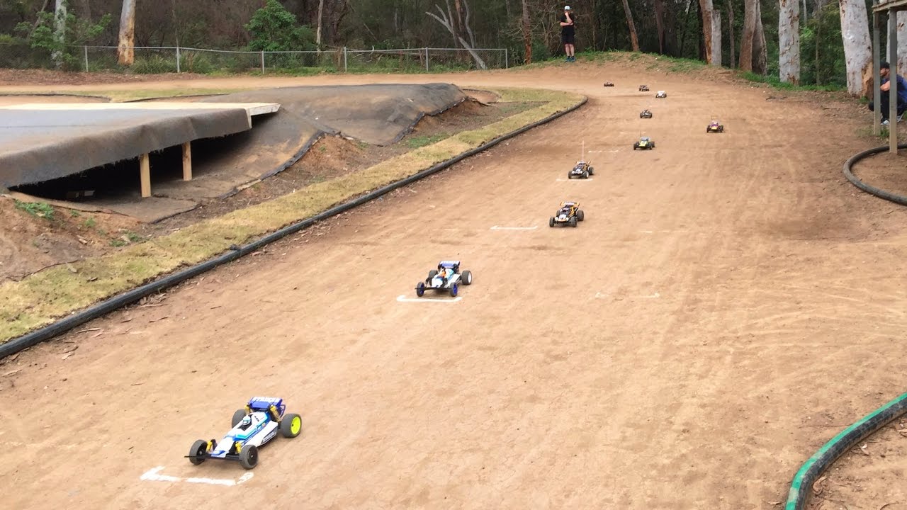 Castle Hill Vintage RC Festival Plastic Fantastic Final Leg 1 2016