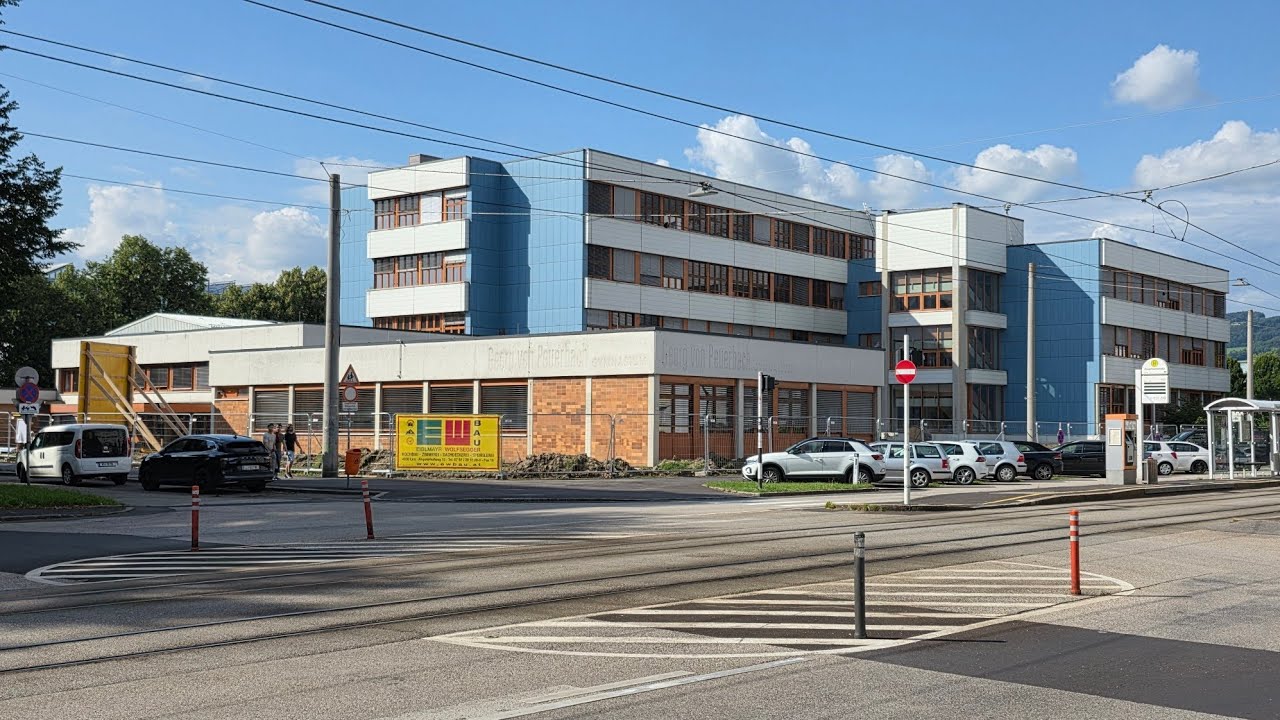 Neues aus Linz 48: Umbau Georg von Peuerbach Gymnasium