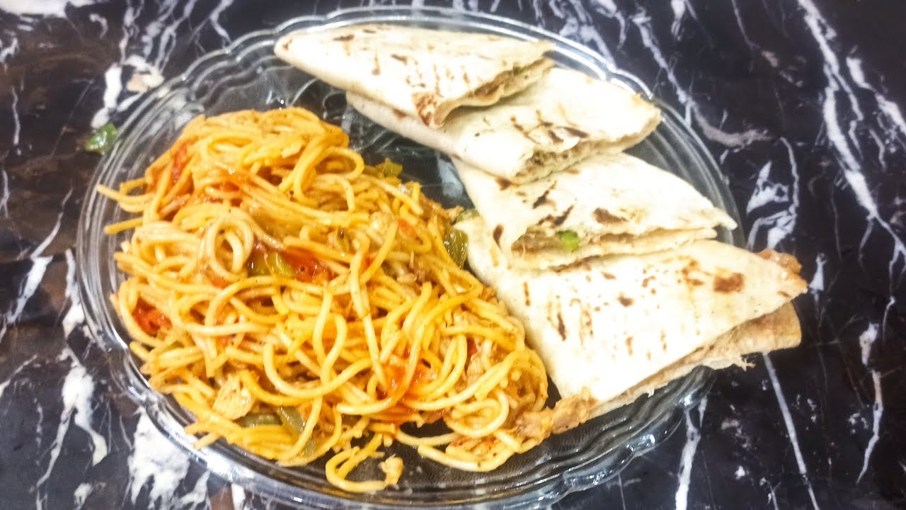 Chicken Cheese Quesadilla with sphegetti | easy and tasty recipe by cooking with maria