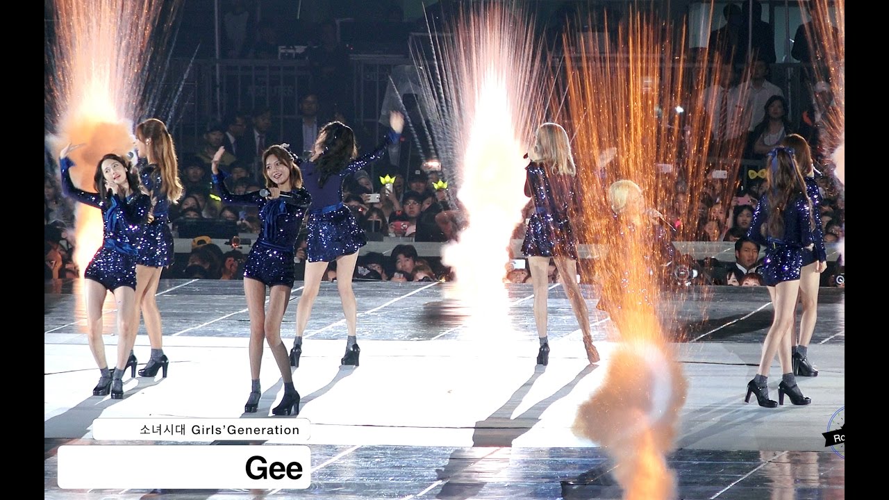 소녀시대 Girls’Generation[4K직캠]Gee@20161001 Rock Music