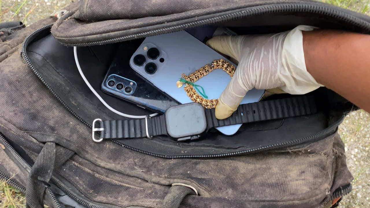 Happy Day  I Found iPhone 13 Pro Max _ Apple watch ultra _  Bracelet _ Oppo _ Nokia a lot