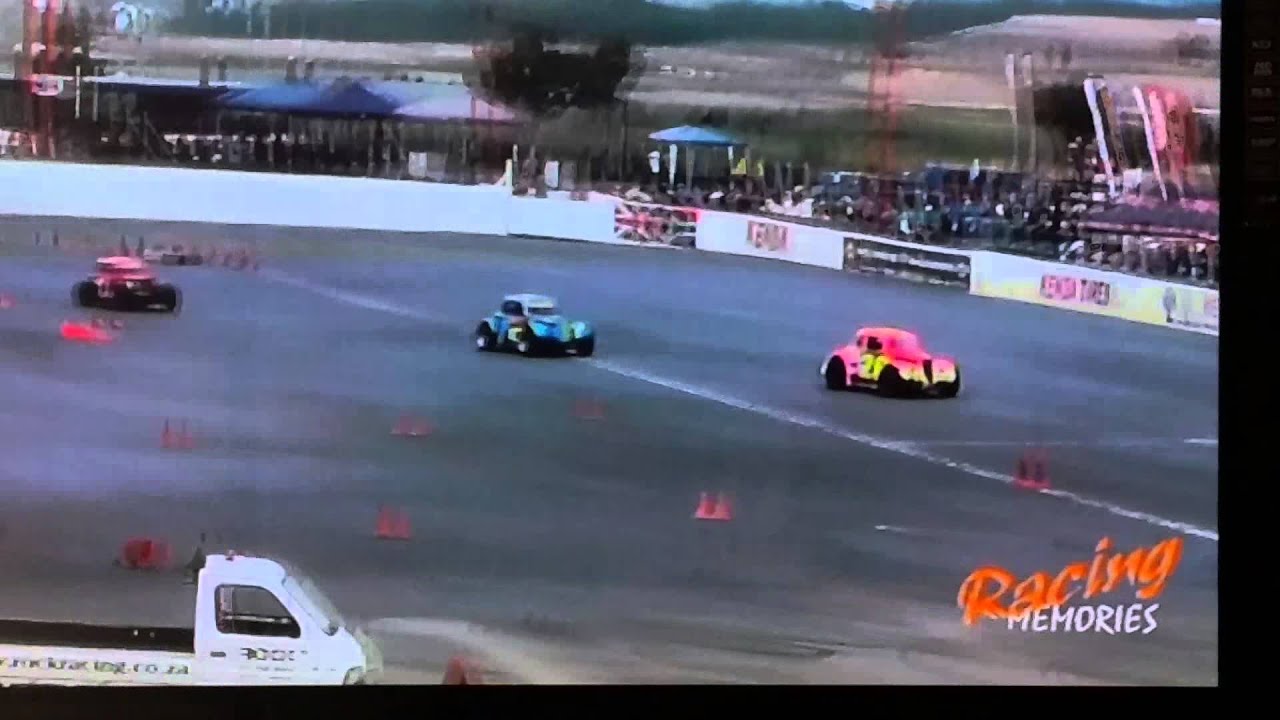 Lonika maartens Accident at the rock raceway