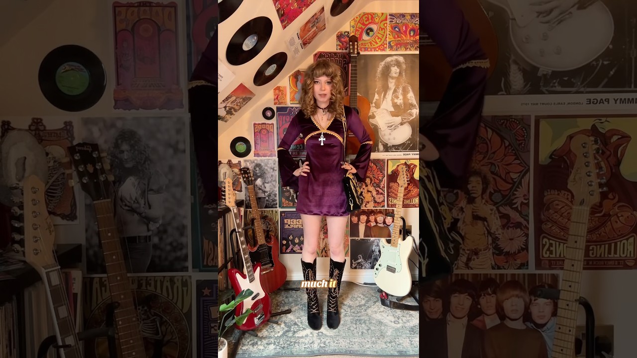 Spacewoman shop is the best for psychedelic 60s mini dresses ￼
