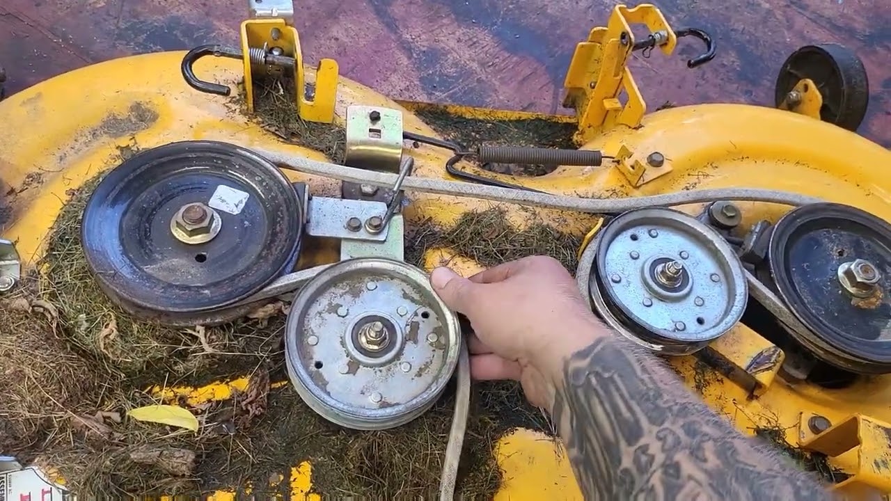HOW TO REPLACE A CUB CADET LTX1045 DECK BELT.