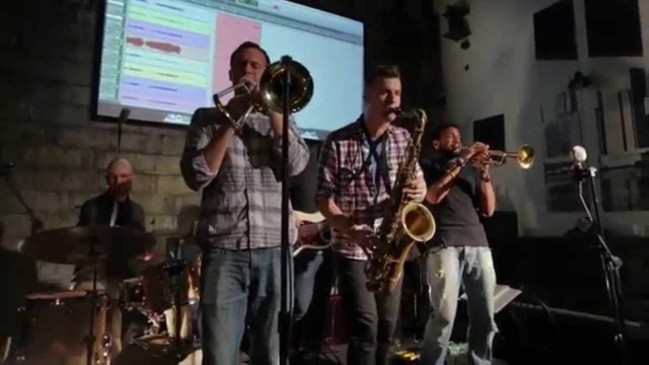 Huntertones - 