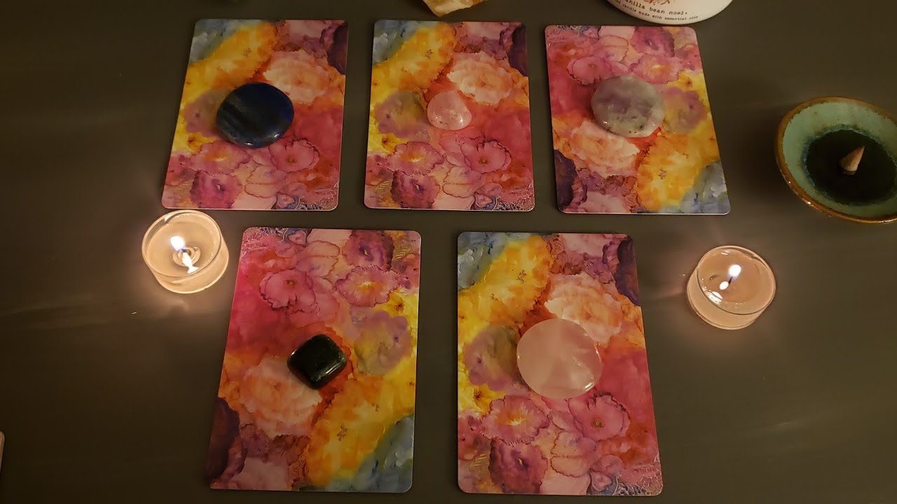 #2020 #tarot 🔮2020 Year Prediction 🔮 Pick A Card
