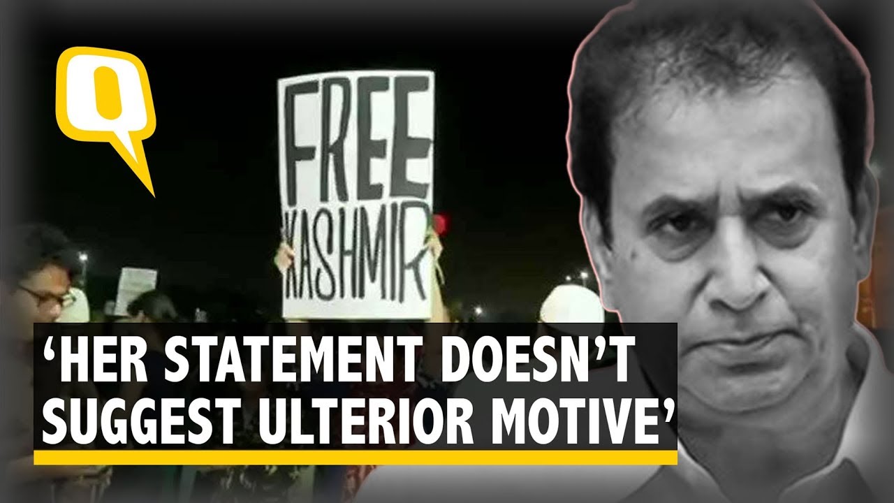 'Free Kashmir' Poster Row: Maha Home Minister Says Govt Will Review FIR | The Quint