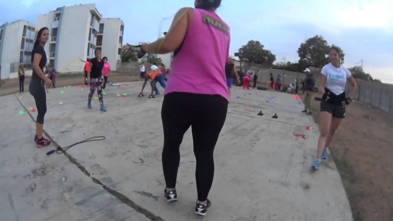 EL PINAR FIT SUPER CLASE DE EJERCICIOS FUNCIONALES TIPO CROSSFIT 14-07-2015 /9