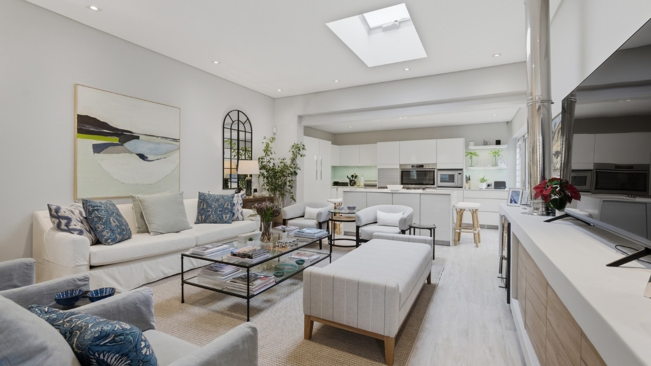 Home From Home Stylish Townhouse In The Heart Of Green Point Village