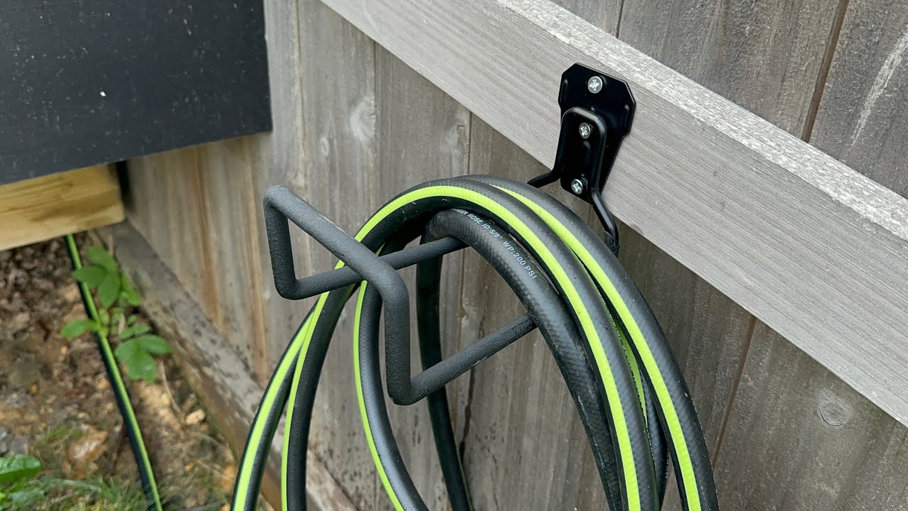 Review: PeoMev Metal Garden Hose Holder - Heavy Duty Hose Hanger Wall Mount